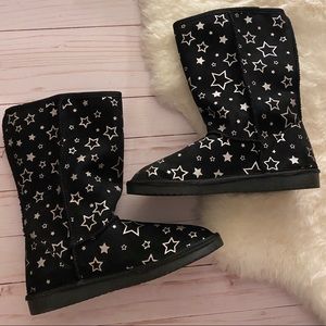 2 for $22 💖HOST PICK💖 AirWalk star uggs girls